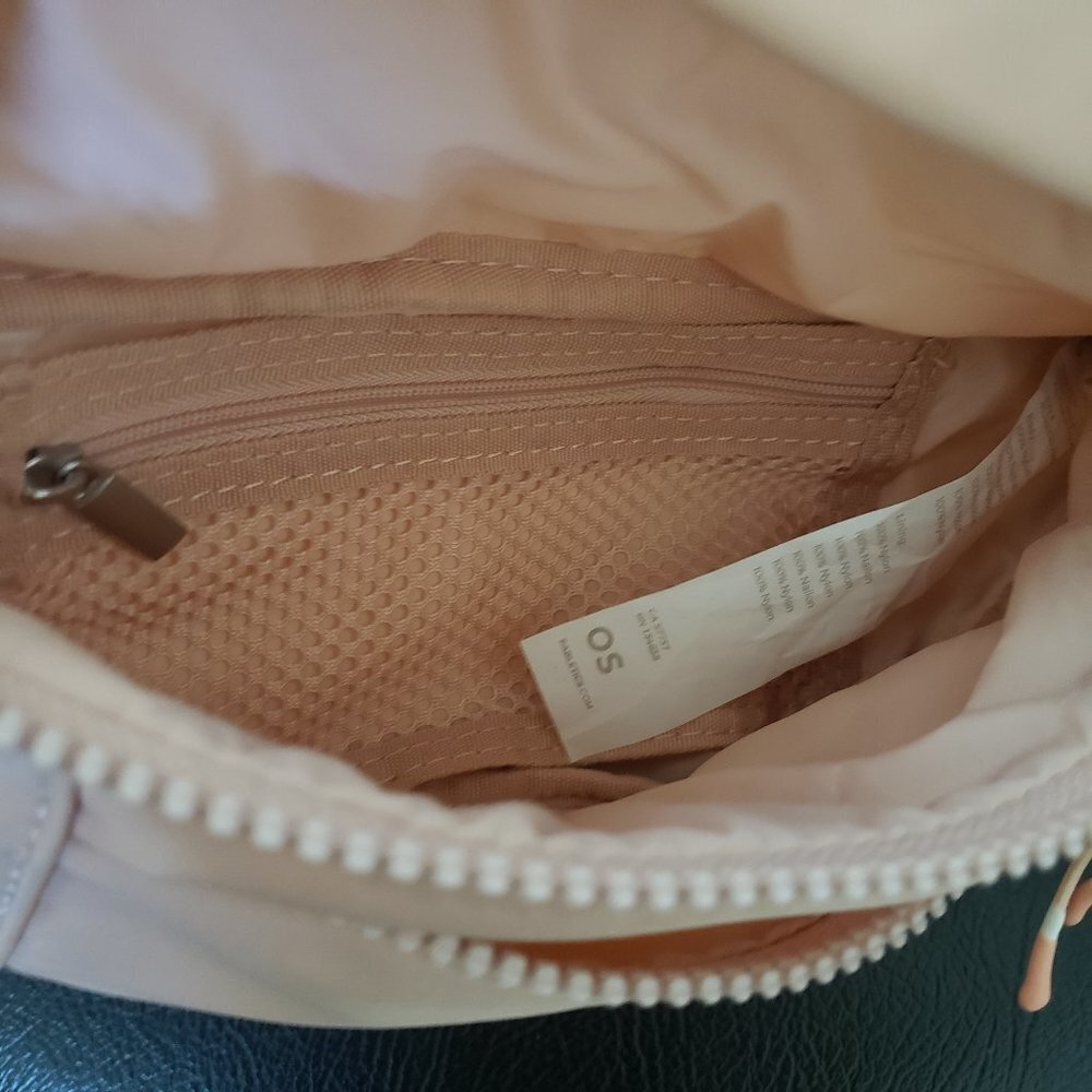 Fabletics Belt Bag View 5